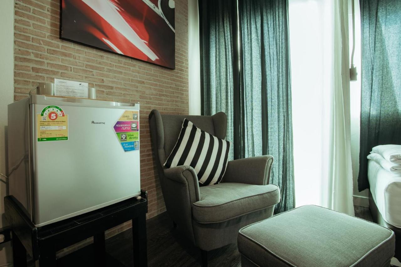 Fashen Poshtel Bed & Breakfast Chiang Mai Bagian luar foto