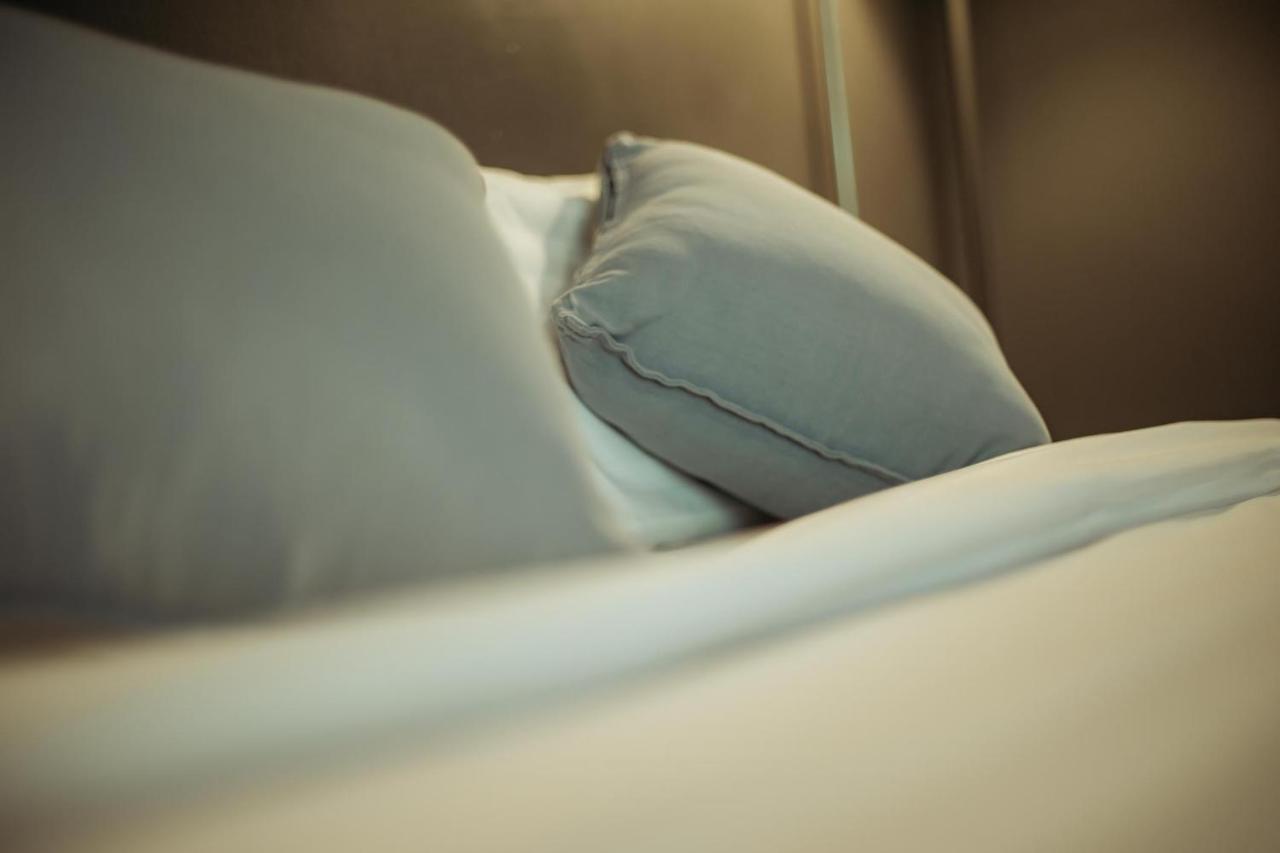 Fashen Poshtel Bed & Breakfast Chiang Mai Bagian luar foto