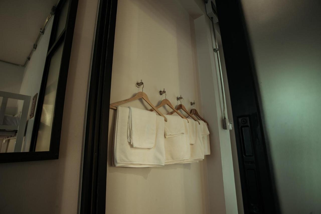 Fashen Poshtel Bed & Breakfast Chiang Mai Bagian luar foto